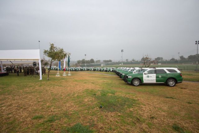 carabineros_vehiculos_entrega (1)