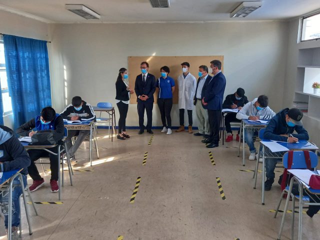 ministro_clases_cuartos_nov_2020 (3)