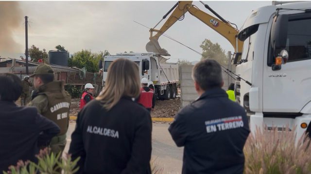 desalojo_los_aromos_oct_2025